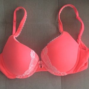 Victoria Secret bra
